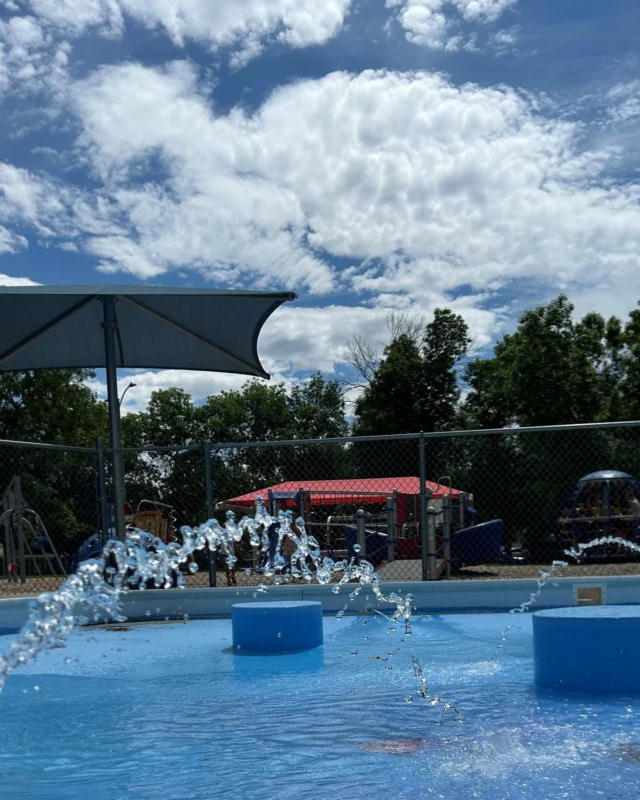 An update on the end of season pool schedule. Pool hours will change as listed:
•	Wading pools will close for the season August 2nd at 6pm. 
•	South & Rose Pools remain open until August 29th.
•	End of season celebration: Dog Days of Summer event on August 30th, 12-3pm at Rose Park Pool - $4 per dog.

All spray grounds will remain open and available for families from 10am to 8pm, through Labor Day Weekend. Spray grounds are located at North, South, Terry, Highland and Castle Rock Parks.