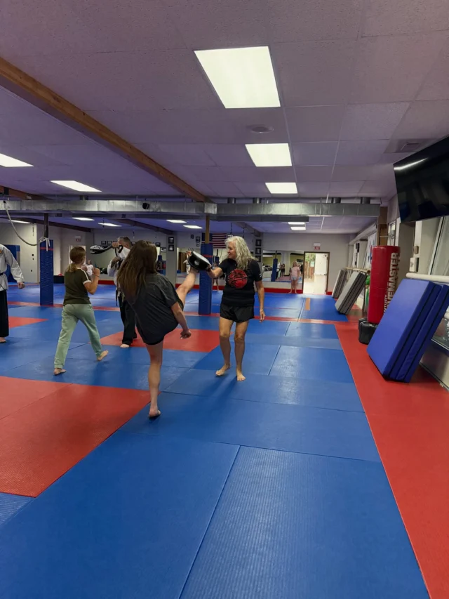 Girls Ninja Warrior Camp was another hit this summer! Strength, bravery, and new skills for these warriors on the ground and high on the Rims. What an awesome opportunity to grow stronger and learn new things alongside other girls. What was the favorite moment of bravery from camp?👇